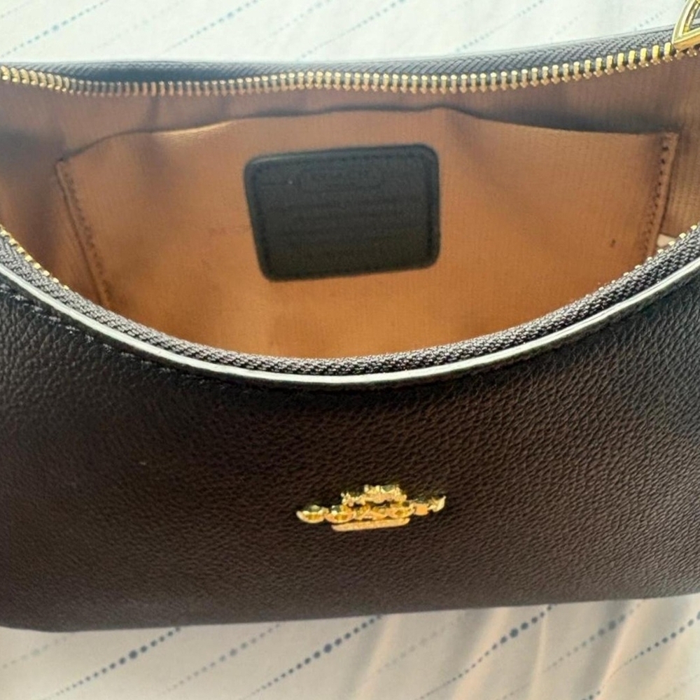 Coach Black Leather Shoulder Bag - Picture 3 of 3